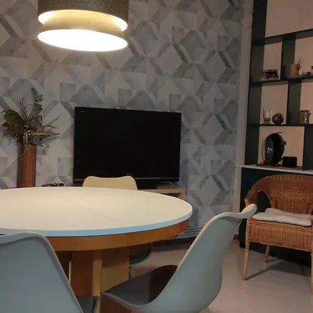 Lo Peressall Blau Apartment Tremp